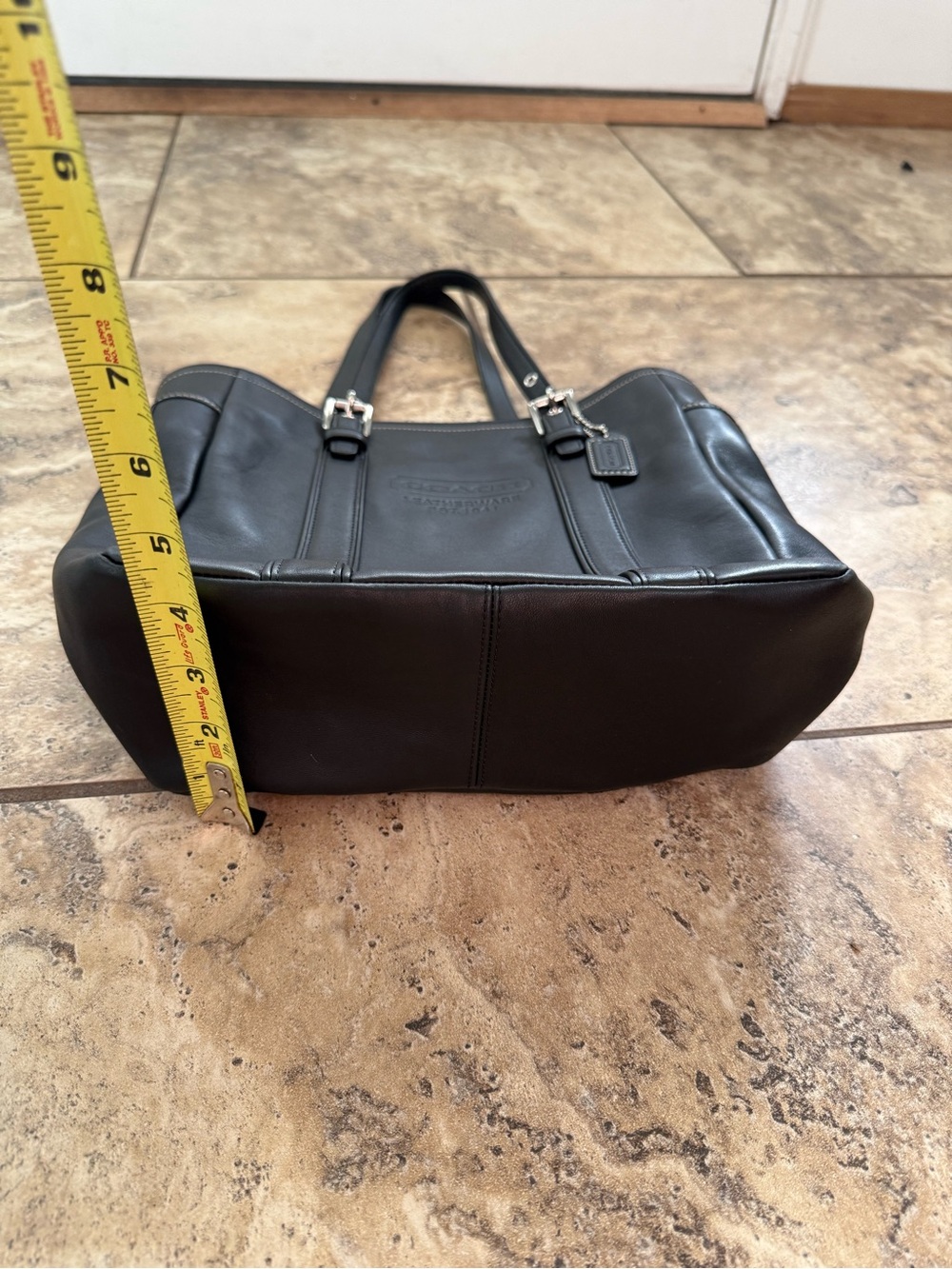COACH Vintage Black Leather Hamptons Tote Bag - Picture 6 of 9